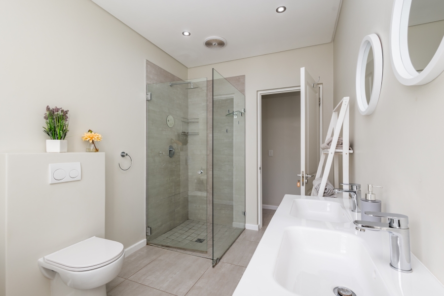 3 Bedroom Property for Sale in Whale Rock Gardens Western Cape